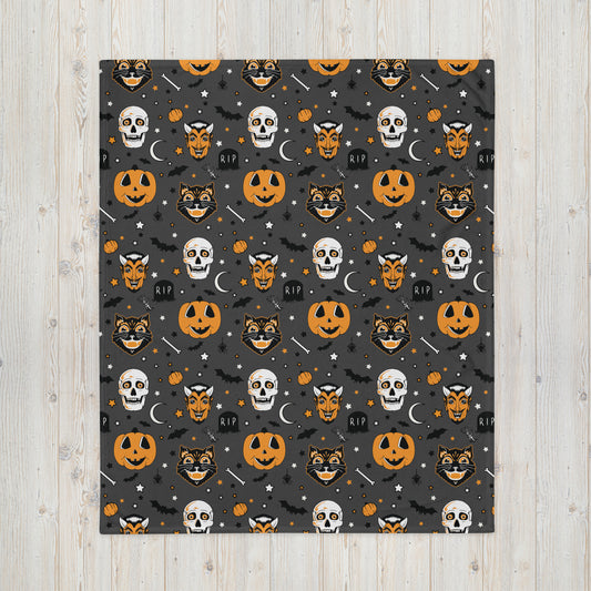 Cute Grey Pattern Vintage Halloween Throw Blanket