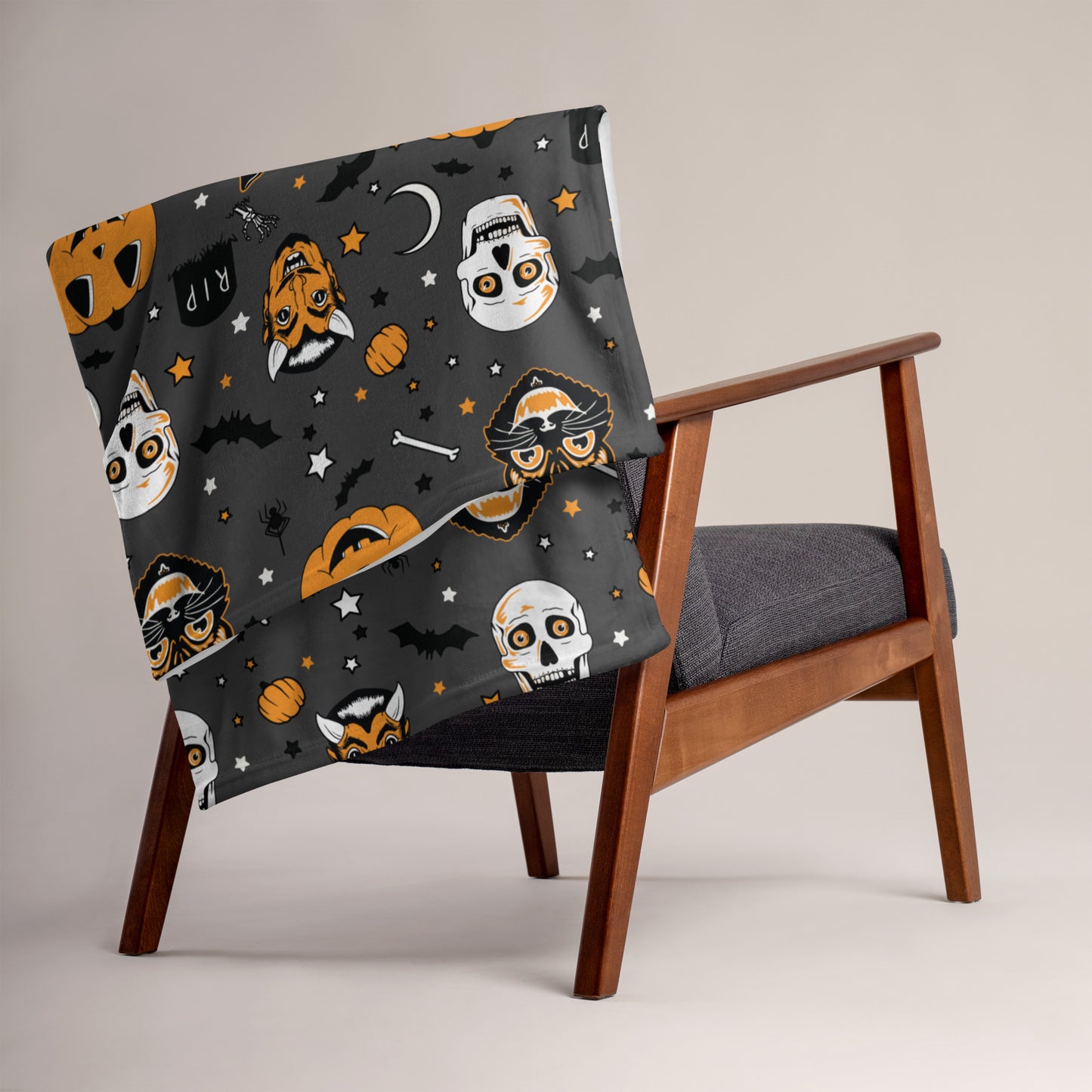 Cute Grey Pattern Vintage Halloween Throw Blanket