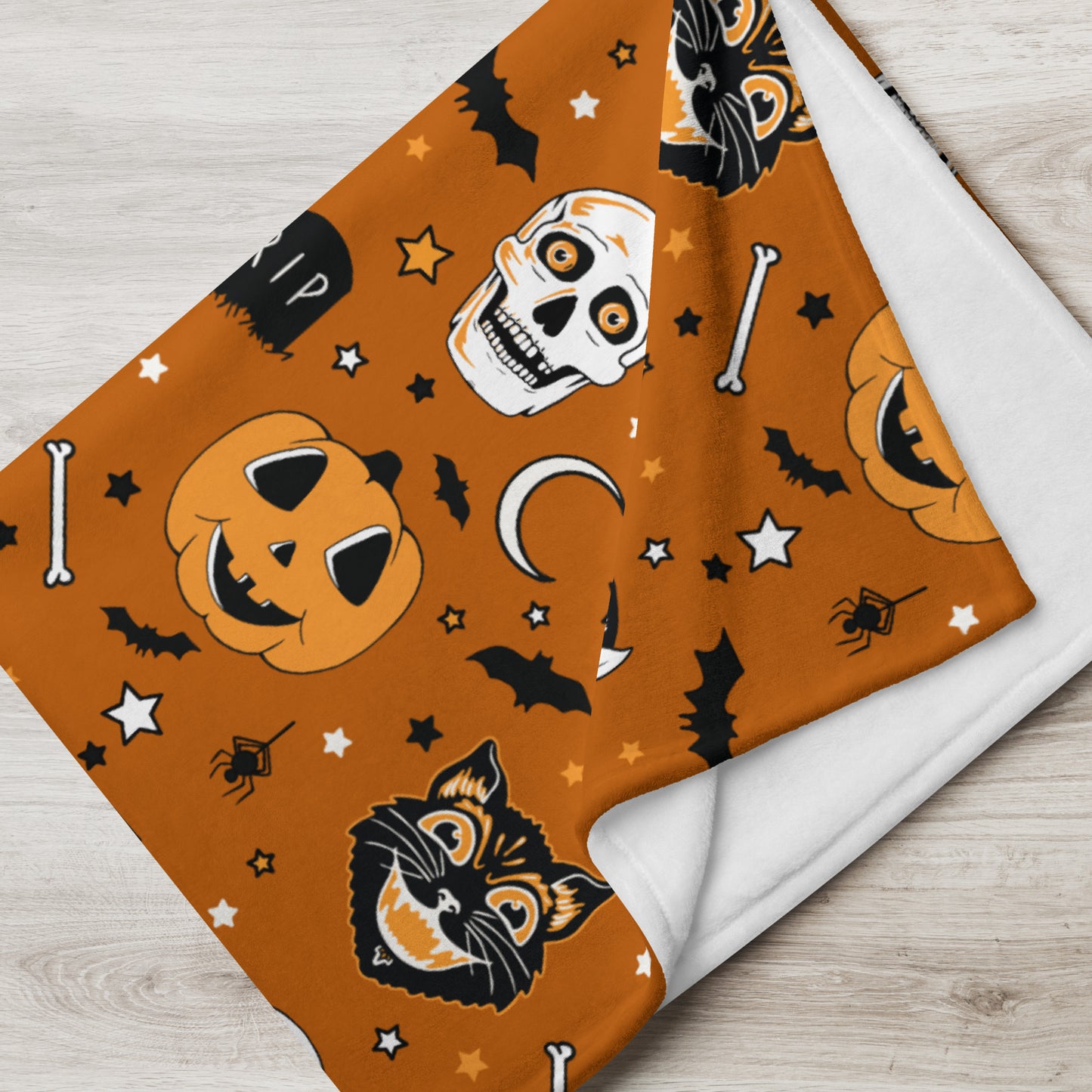 Cute Orange Pattern Vintage Halloween Throw Blanket